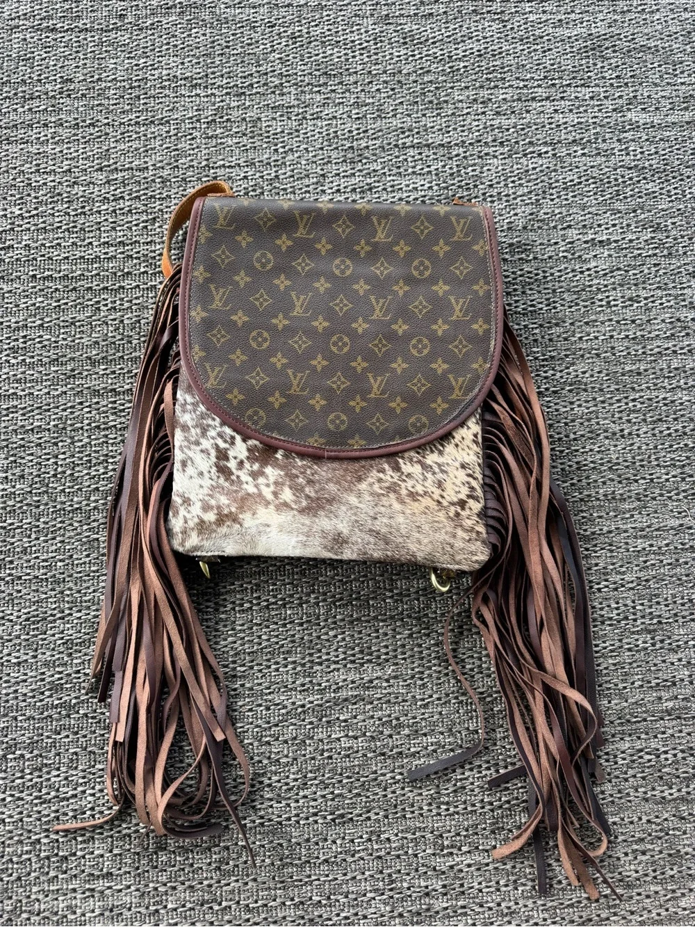 Louis Vuitton Monogram Fringe Crossbody Bag in Brown Used once - see pictures
